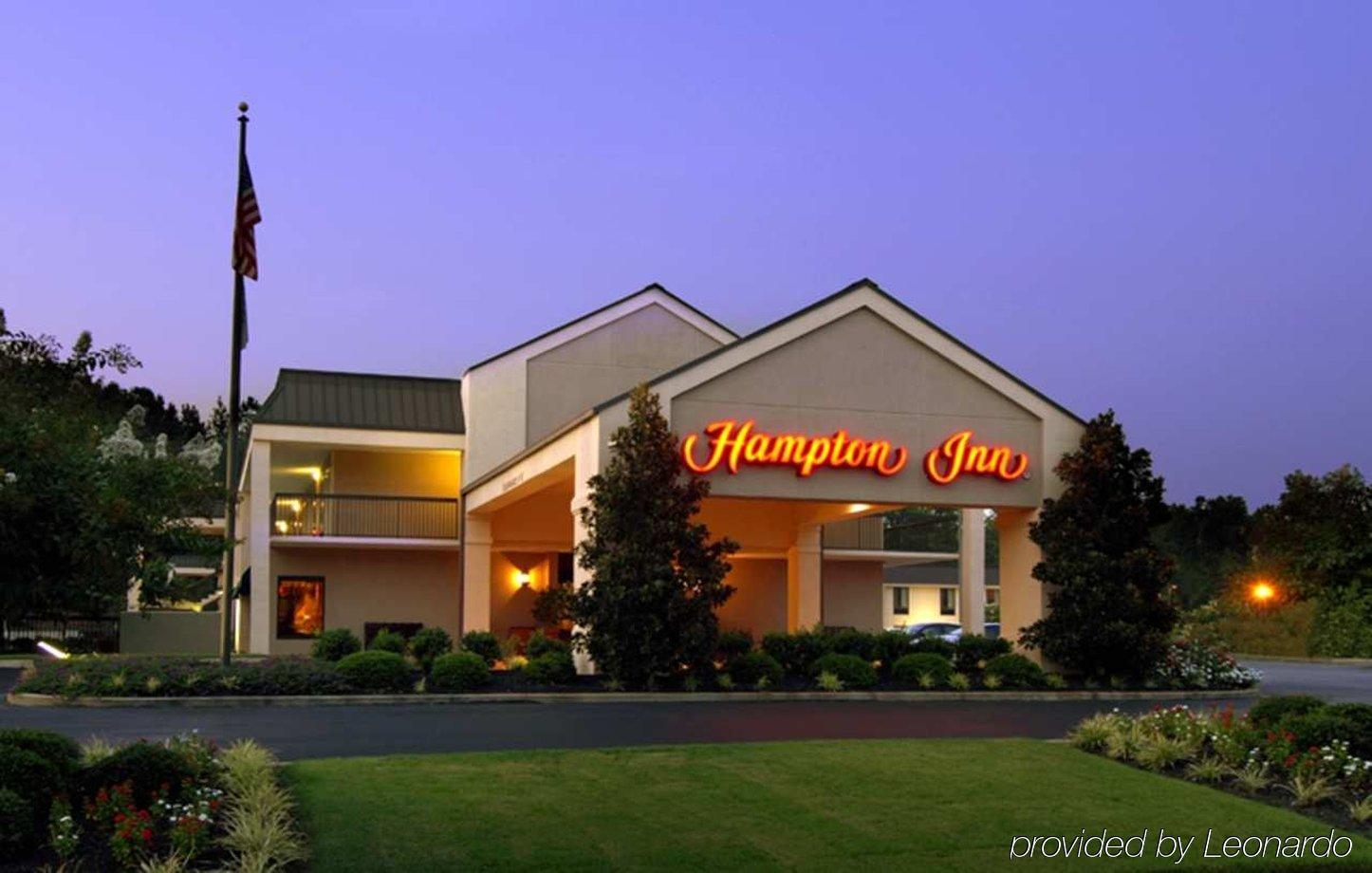 Red Roof Inn Тупело Екстериор снимка