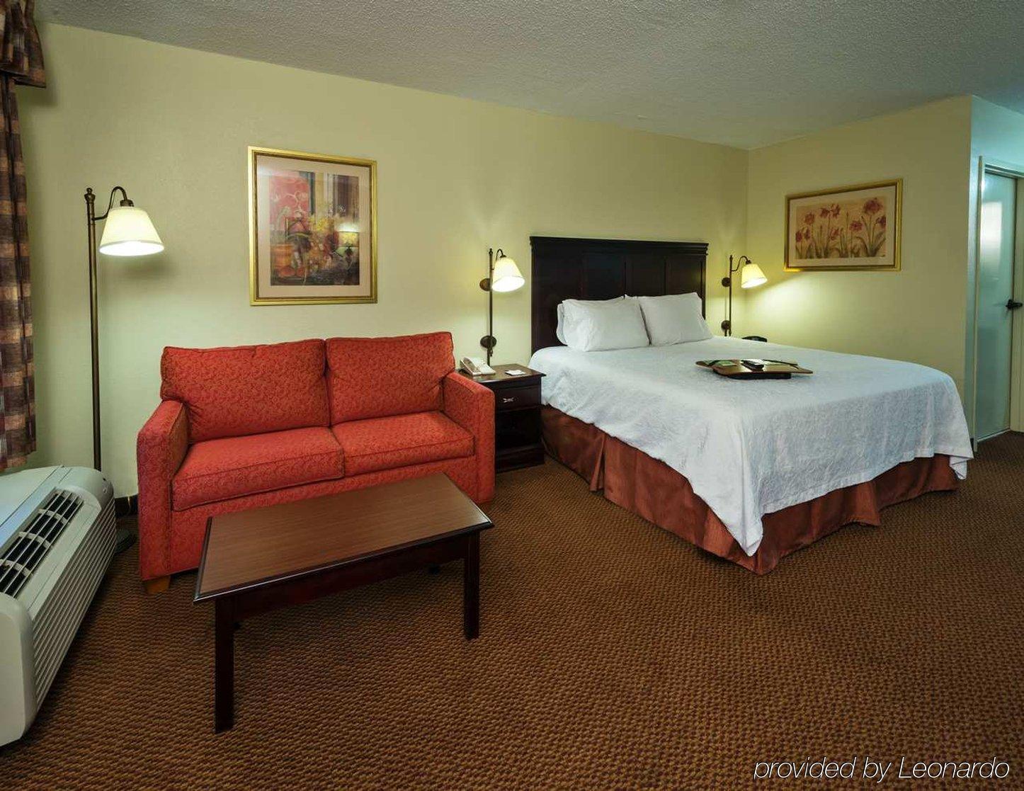 Red Roof Inn Тупело Стая снимка